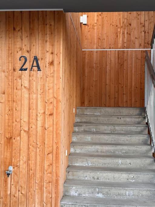Nice & Cozy Two Bedroom Apartment With A Balcony Akureyri Kültér fotó